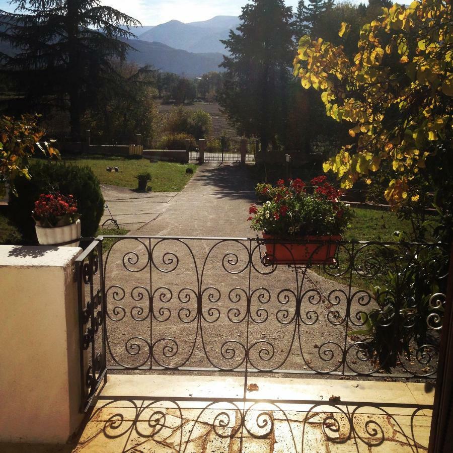 La Dimora Del Cuore Villa Сулмона Екстериор снимка