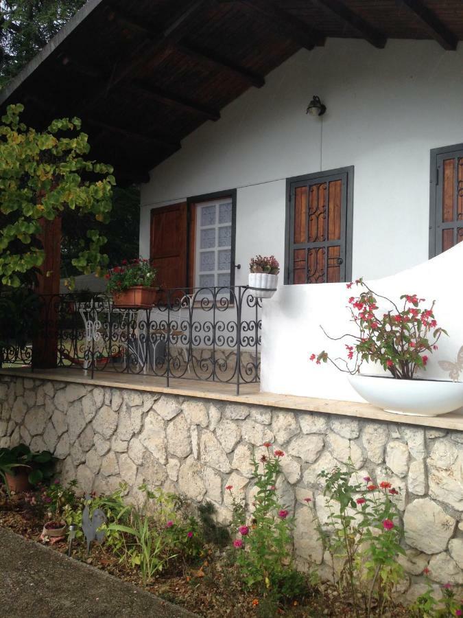 La Dimora Del Cuore Villa Сулмона Екстериор снимка